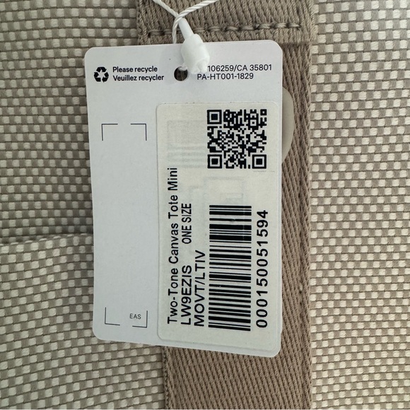 lululemon two tone canvas tote mini - Picture 16 of 16